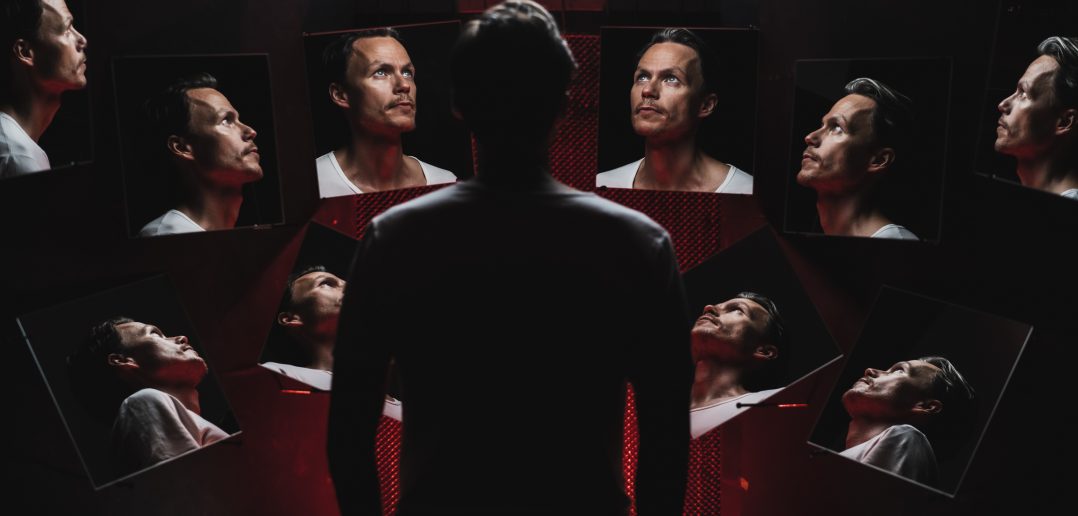 white on white_mirrors