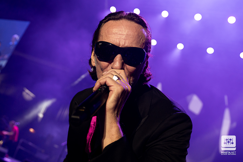 Veliki koncert kultnog benda Psihomodo Pop u Areni Zagreb u sklopu turneje "Vjerujem u čuda" s kojom obilježavaju četrdeset godina karijere.