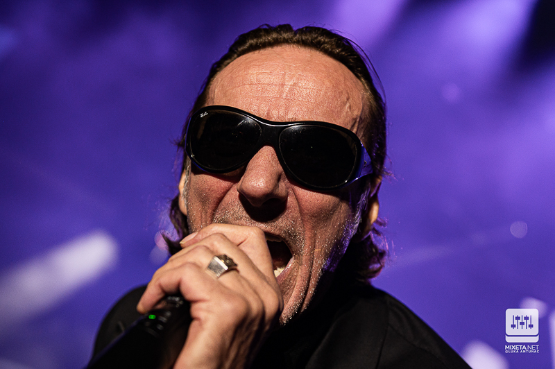 Veliki koncert kultnog benda Psihomodo Pop u Areni Zagreb u sklopu turneje "Vjerujem u čuda" s kojom obilježavaju četrdeset godina karijere.