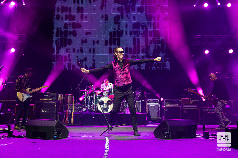 Veliki koncert kultnog benda Psihomodo Pop u Areni Zagreb u sklopu turneje "Vjerujem u čuda" s kojom obilježavaju četrdeset godina karijere.