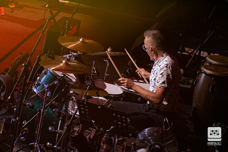 Veliki koncert kultnog benda Psihomodo Pop u Areni Zagreb u sklopu turneje "Vjerujem u čuda" s kojom obilježavaju četrdeset godina karijere.