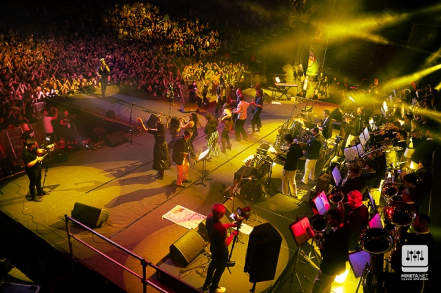 Veliki koncert kultnog benda Psihomodo Pop u Areni Zagreb u sklopu turneje "Vjerujem u čuda" s kojom obilježavaju četrdeset godina karijere.