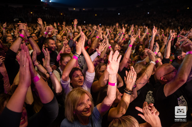 Veliki koncert kultnog benda Psihomodo Pop u Areni Zagreb u sklopu turneje "Vjerujem u čuda" s kojom obilježavaju četrdeset godina karijere.
