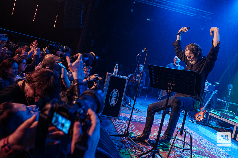 Goran Bare i Majke su u rasprodanom zagrebačkom klubu Boogaloo održali svoj prvi koncert u sklopu 40 godina karijere