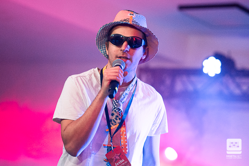 2 kitice na 42. Brucošijadi FER-a 2025. / foto: Luka Antunac