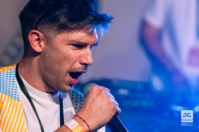 2 kitice na 42. Brucošijadi FER-a 2025. / foto: Luka Antunac