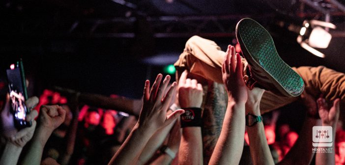 Ska-punk veselje u Močvari: Talco, Radio Aktiv i Beetanton