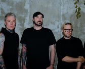 Black Sonic Pearls je predgrupa za Breaking Benjamin u Tvornici kulture