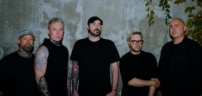 Black Sonic Pearls je predgrupa za Breaking Benjamin u Tvornici kulture